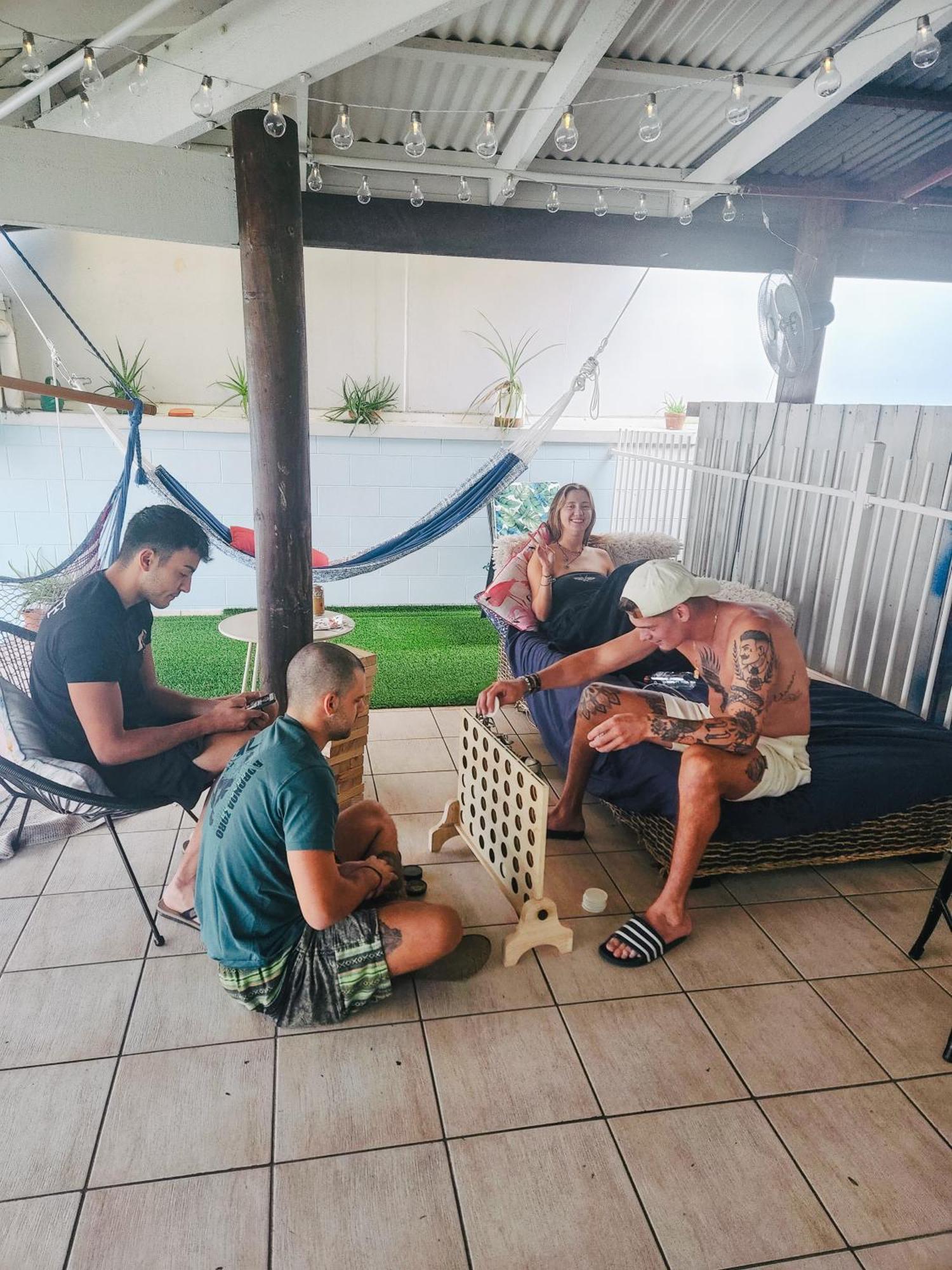 The Espy Hostel Cairns Buitenkant foto