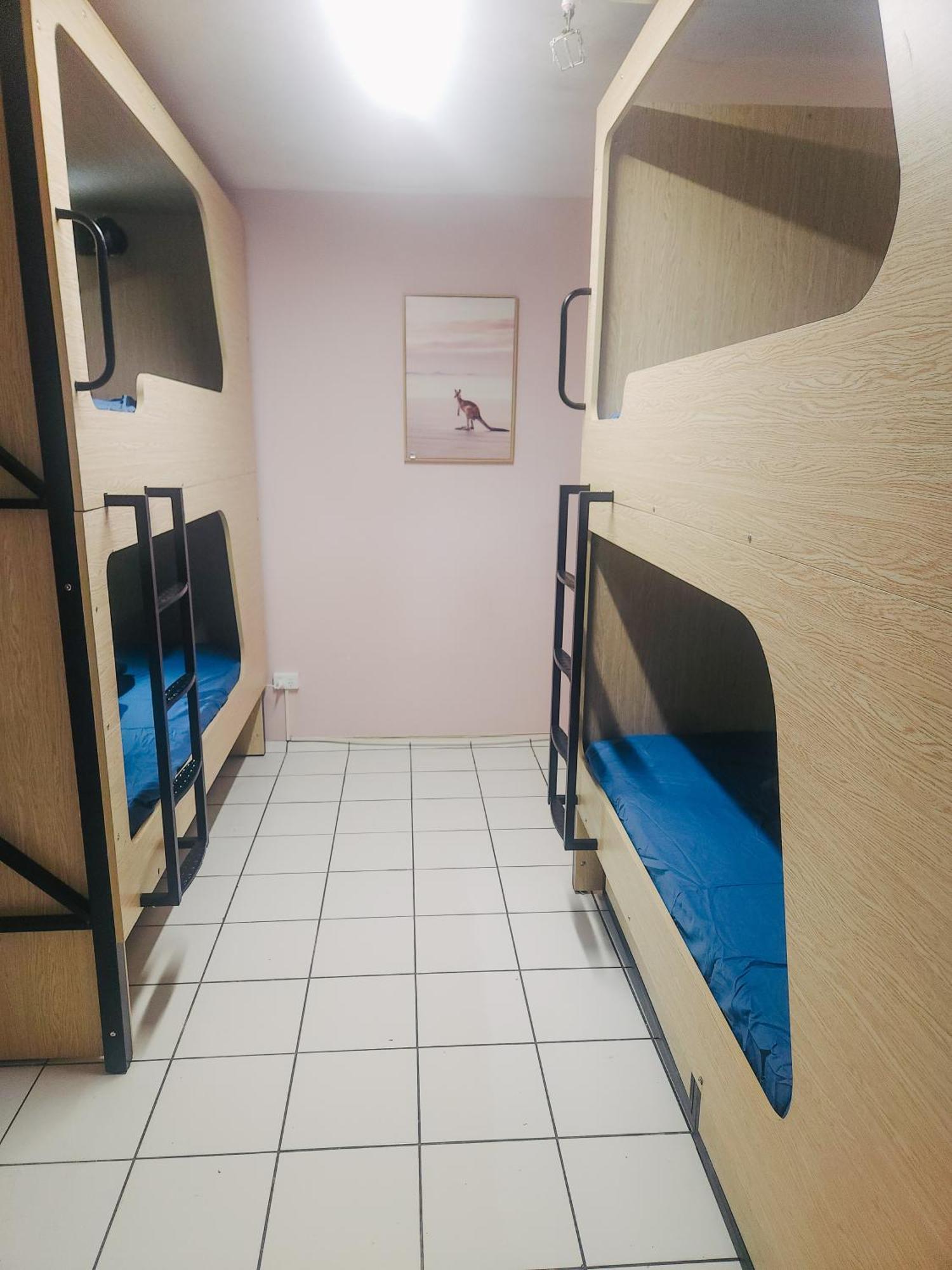 The Espy Hostel Cairns Buitenkant foto